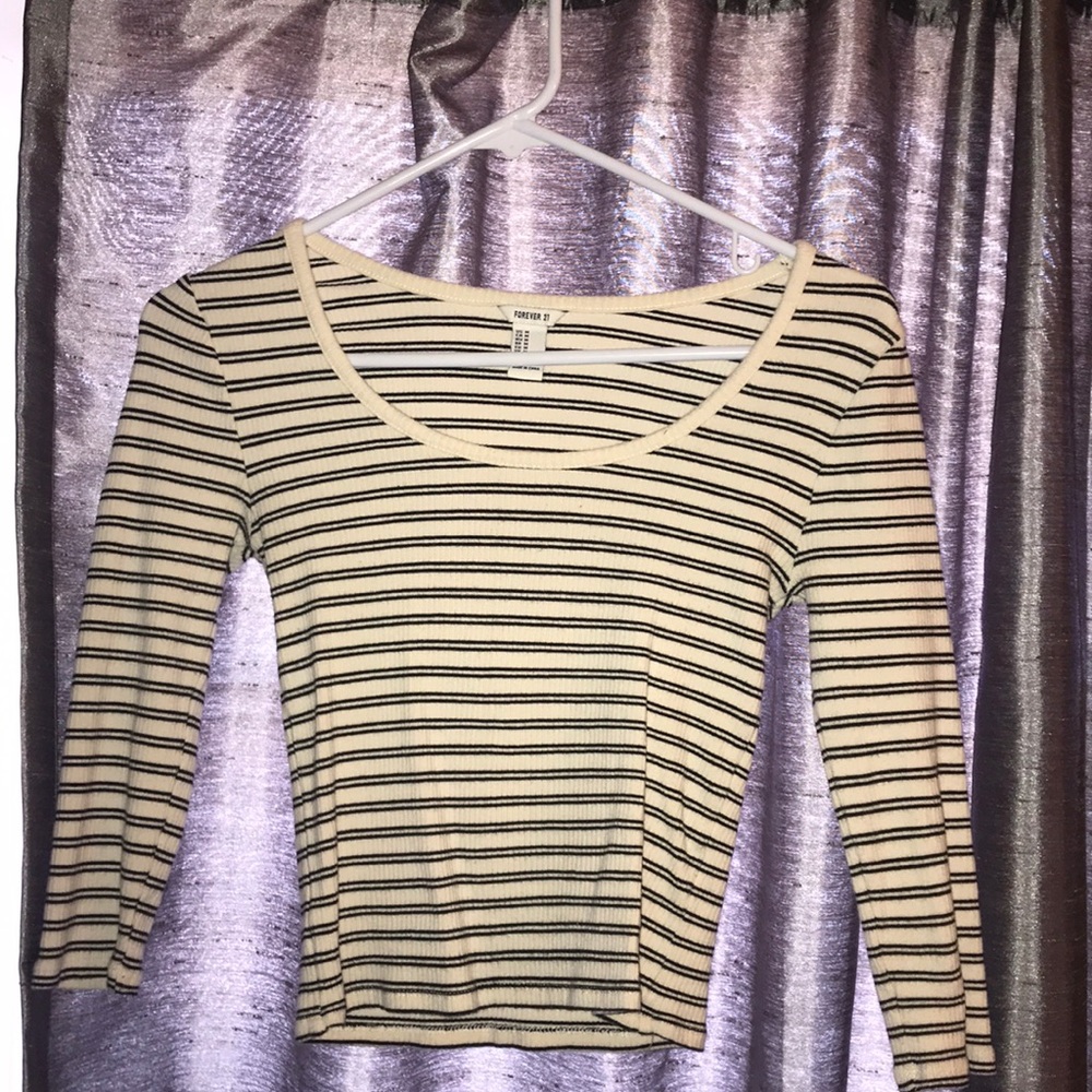 Black & White Striped Cropped Quarter Sleeve